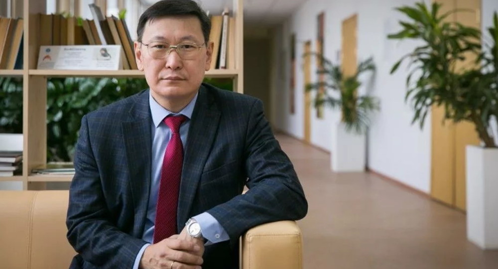 Министр образования Якутии попросил учителей не сильно напрягать учеников Министр образования Якутии попросил учителей не сильно напрягать учеников