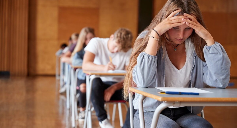 Школьные экзамены смогут признать равносильными ЕГЭ