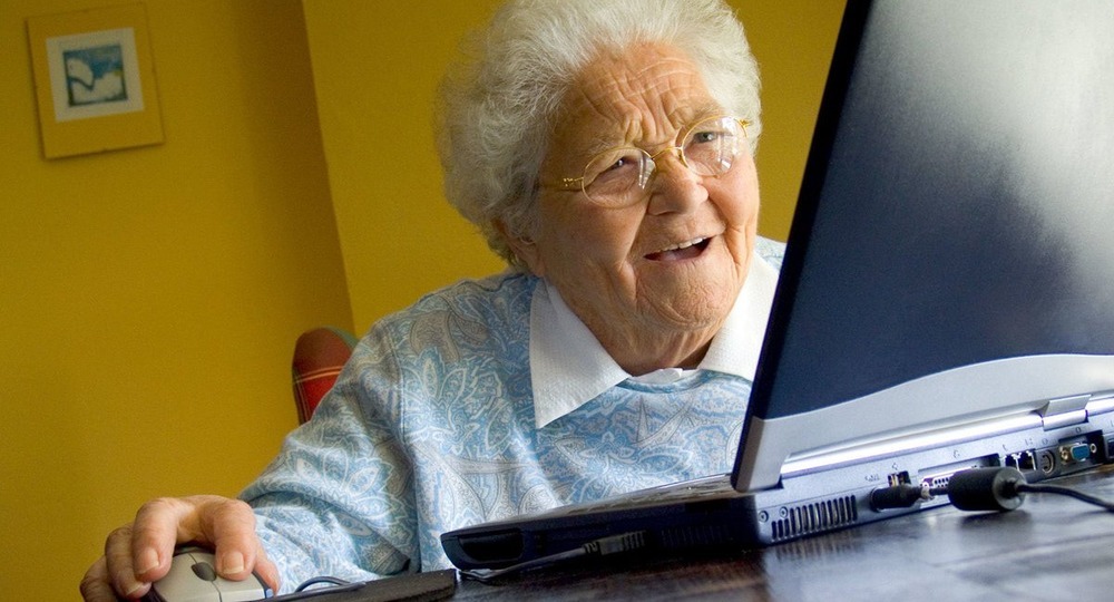 Более 150 участниц программы «Мама работает» обратились к услугам онлайн-нянь с апреля