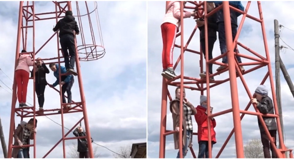 Оперативная реакция министра образования Пермского края на постановочное фото Оперативная реакция министра образования Пермского края на постановочное фото