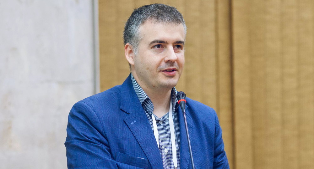 Всемирный банк оценил потери от дистанта Всемирный банк оценил потери от дистанта