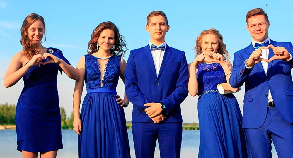 Минпросвещения рекомендует провести очные выпускные после завершения ЕГЭ