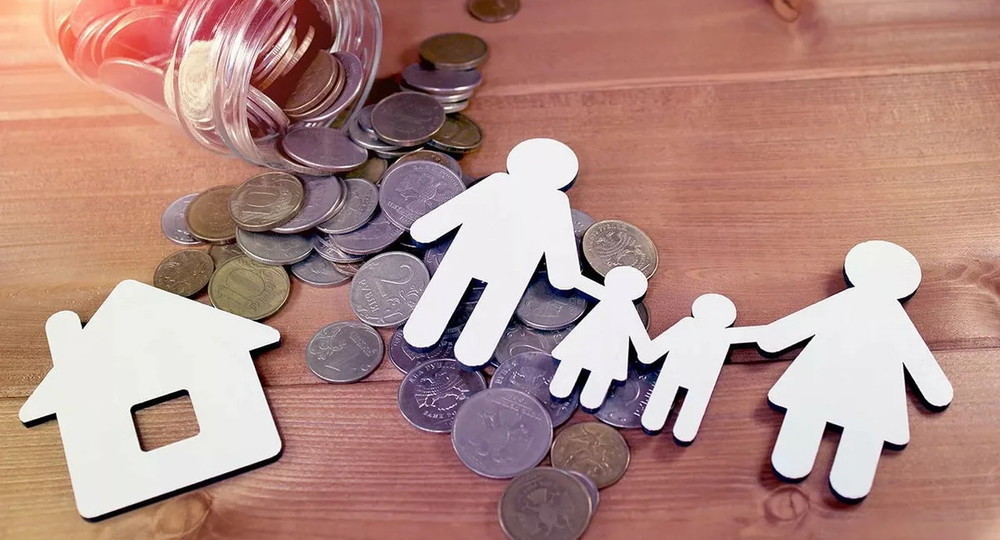 Россияне назвали размер семейного дохода для «нормальной жизни» Россияне назвали размер семейного дохода для «нормальной жизни»