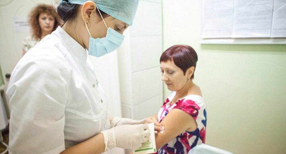 Столичным учителям предложат вакцинироваться от COVID, если хватит вакцины Столичным учителям предложат вакцинироваться от COVID, если хватит вакцины