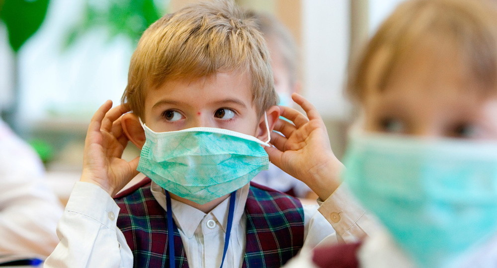 Регионы обязаны обеспечить школы средствами гигиены: поборы с родителей недопустимы