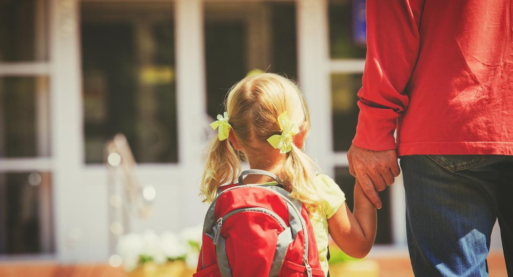 Эксперты рассказали, когда лучше переводить детей в новую школу Эксперты рассказали, когда лучше переводить детей в новую школу