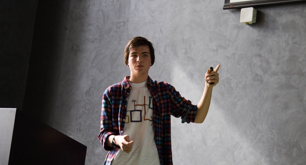 Петербургских школьников будут учить блокчейну Петербургских школьников будут учить блокчейну