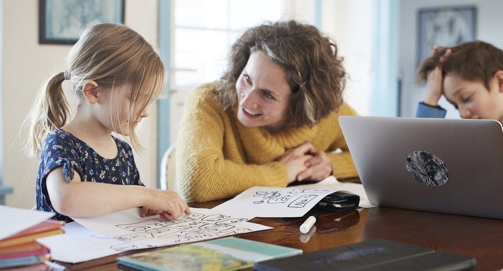 Франция: за закрытие школ родителям учеников пообещали отпуск Франция: за закрытие школ родителям учеников пообещали отпуск