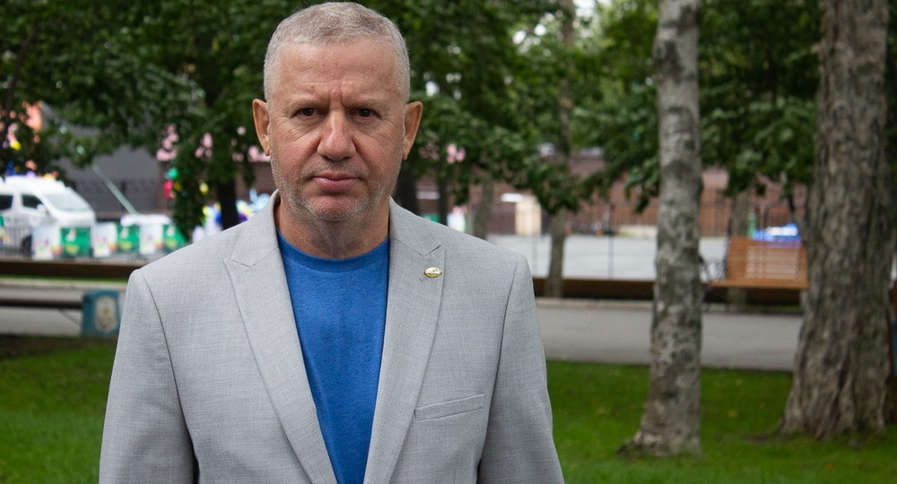 Александр Адамский: «Модели образования, отработанные в школах и детских садах Южно-Сахалинска, можно будет тиражировать на всю страну» Александр Адамский: «Модели образования, отработанные в школах и детских садах Южно-Сахалинска, можно будет тиражировать на всю страну»
