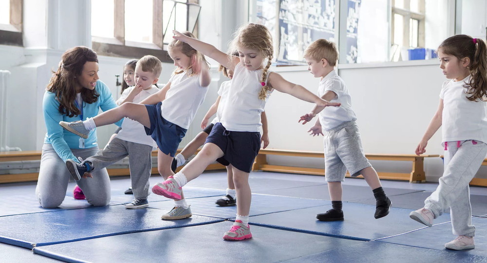 Как не перегрузить ребенка дополнительными кружками и секциями Как не перегрузить ребенка дополнительными кружками и секциями