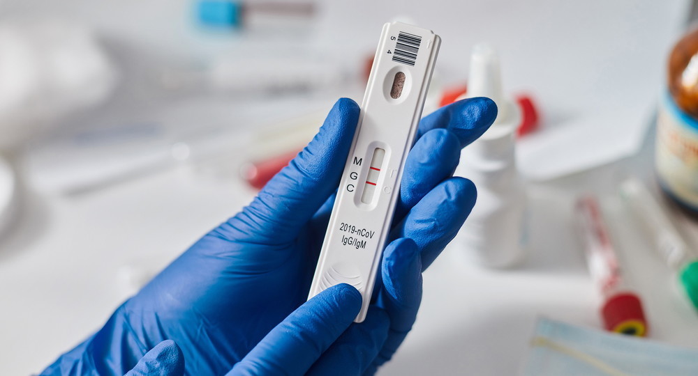 Немецких школьников обязали сдавать анализы на коронавирус Немецких школьников обязали сдавать анализы на коронавирус