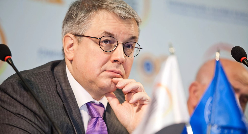 Ярослав Кузьминов: «Университет не должен соглашаться жить ни по закону площади, ни по закону казармы» Ярослав Кузьминов: «Университет не должен соглашаться жить ни по закону площади, ни по закону казармы»