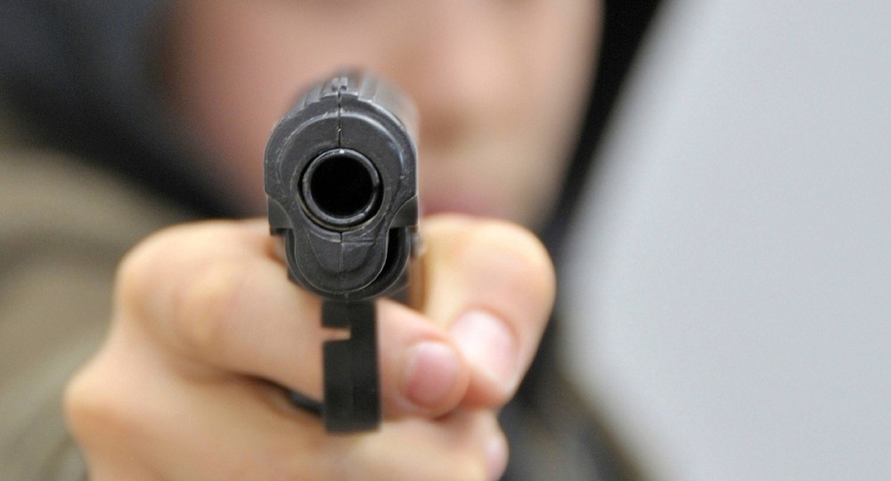 При стрельбе в Казани погибли 9 человек При стрельбе в Казани погибли 9 человек