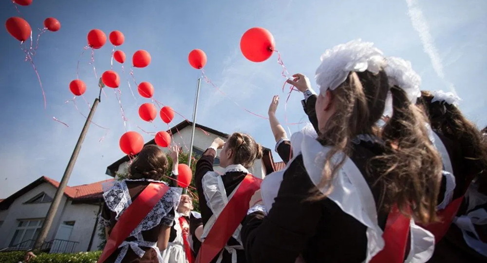 Сергей Кравцов рассказал о последних звонках в российских школах Сергей Кравцов рассказал о последних звонках в российских школах