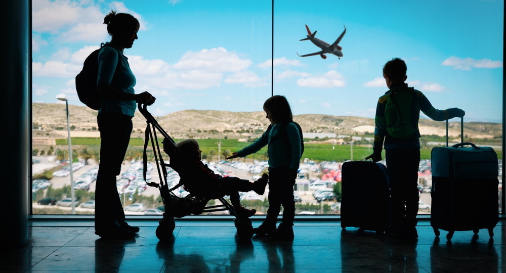 МВД планирует изменить порядок выезда несовершеннолетних за границу МВД планирует изменить порядок выезда несовершеннолетних за границу