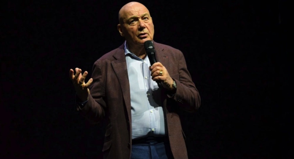 ​Владимир Познер: «Школа должна учить думать и всё время задавать вопрос “А почему?”»