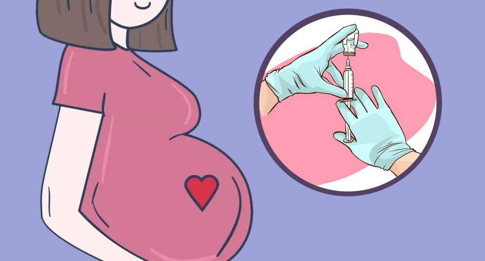 Мурашко призвал беременных вакцинироваться от COVID-19