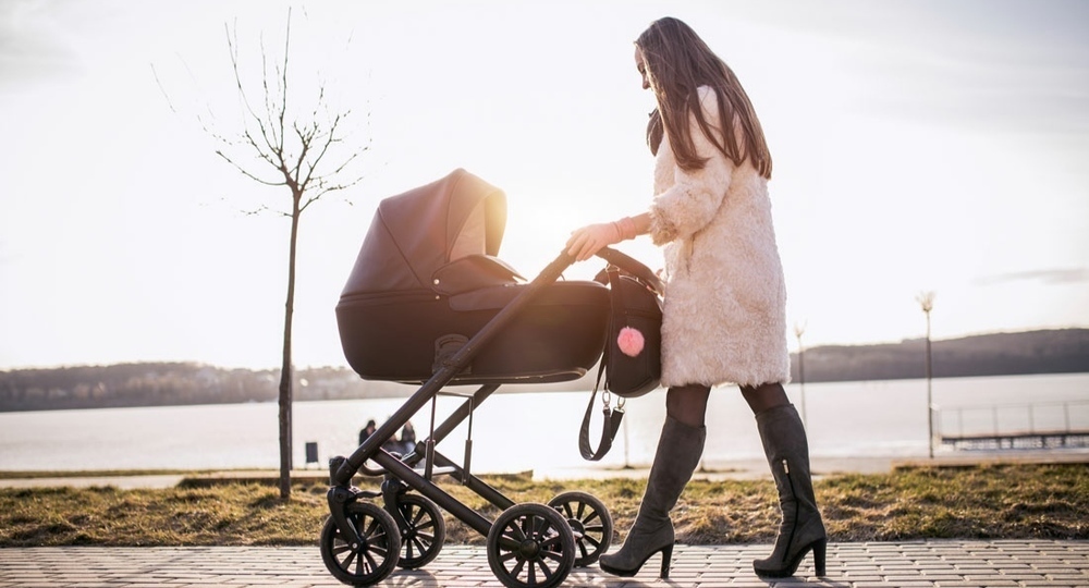 Социальные выплаты семьям с детьми в 2022 году увеличат на 4,8%