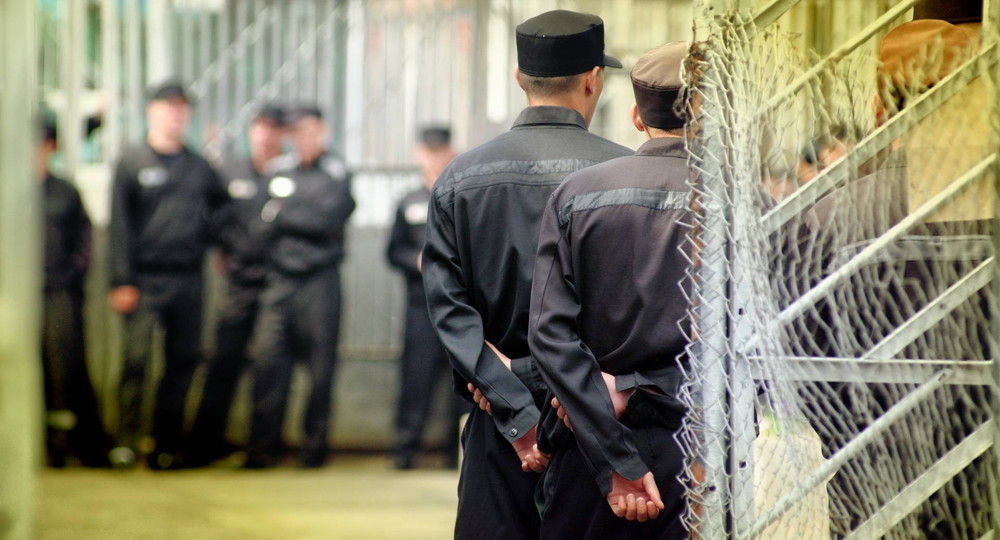 Владимир Путин подписал закон о пожизненном сроке для педофилов-рецидивистов Владимир Путин подписал закон о пожизненном сроке для педофилов-рецидивистов