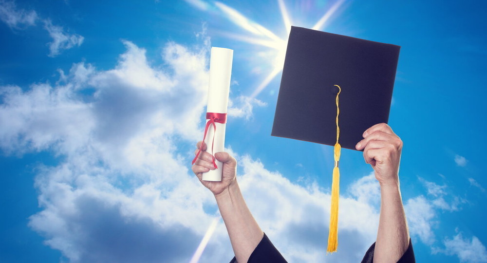 Виталий Милонов предложил вернуть пятилетнее высшее образование Виталий Милонов предложил вернуть пятилетнее высшее образование