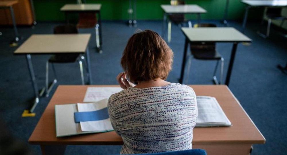 «Эти граждане в школах работать не могут!» «Эти граждане в школах работать не могут!»