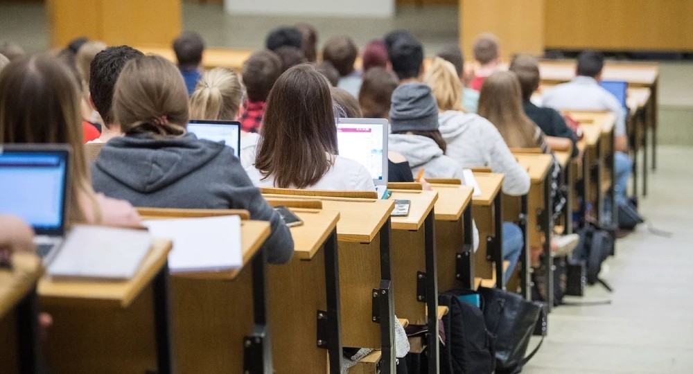 Минпросвещения поддерживает переход на специалитет в вузах Минпросвещения поддерживает переход на специалитет в вузах