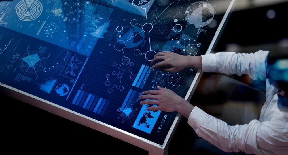 Лечение онкологии и поиск пропавших питомцев: выпускники Академии Яндекса решают социальные задачи с помощью технологий