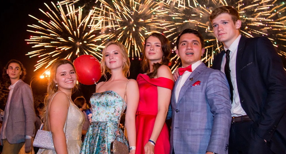 Главный школьный выпускной в Москве пройдет 25 июня Главный школьный выпускной в Москве пройдет 25 июня