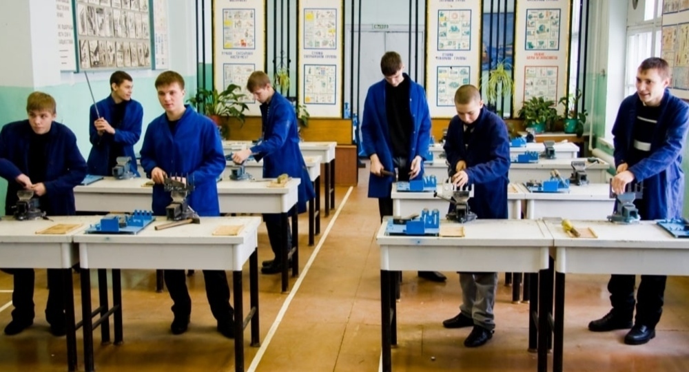 Правительство расширит поддержку среднего профессионального образования Правительство расширит поддержку среднего профессионального образования