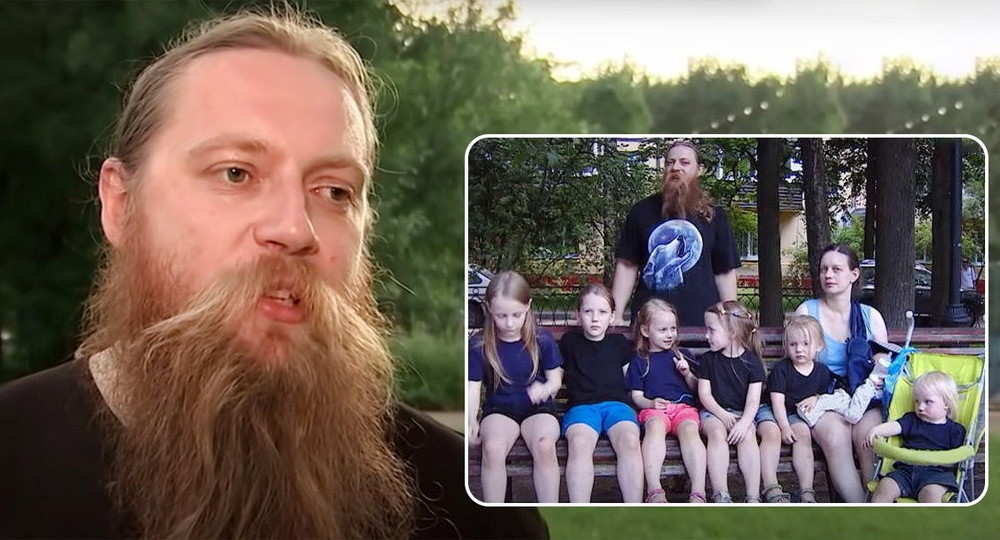 Третий ребенок семьи Тепляковых готовится к аттестациям Третий ребенок семьи Тепляковых готовится к аттестациям