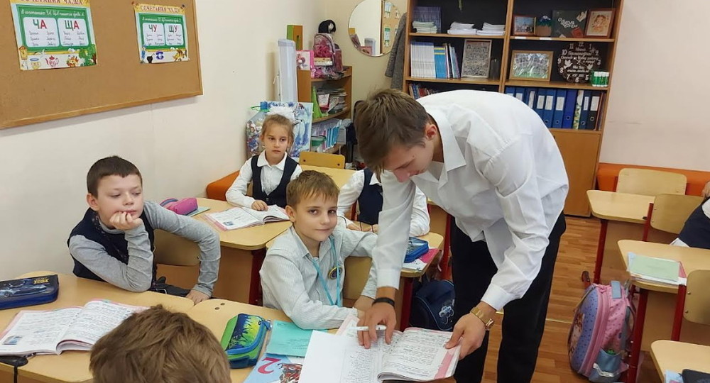 Профессия учителя «изнутри»: в школе № 1368 прошел День самоуправления