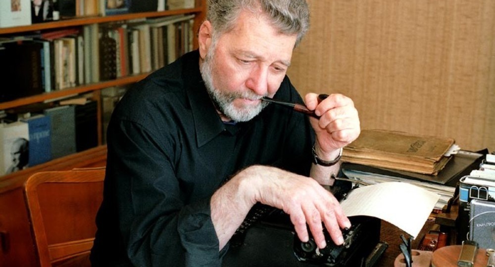 Пятикнижие Мирона Петровского Пятикнижие Мирона Петровского