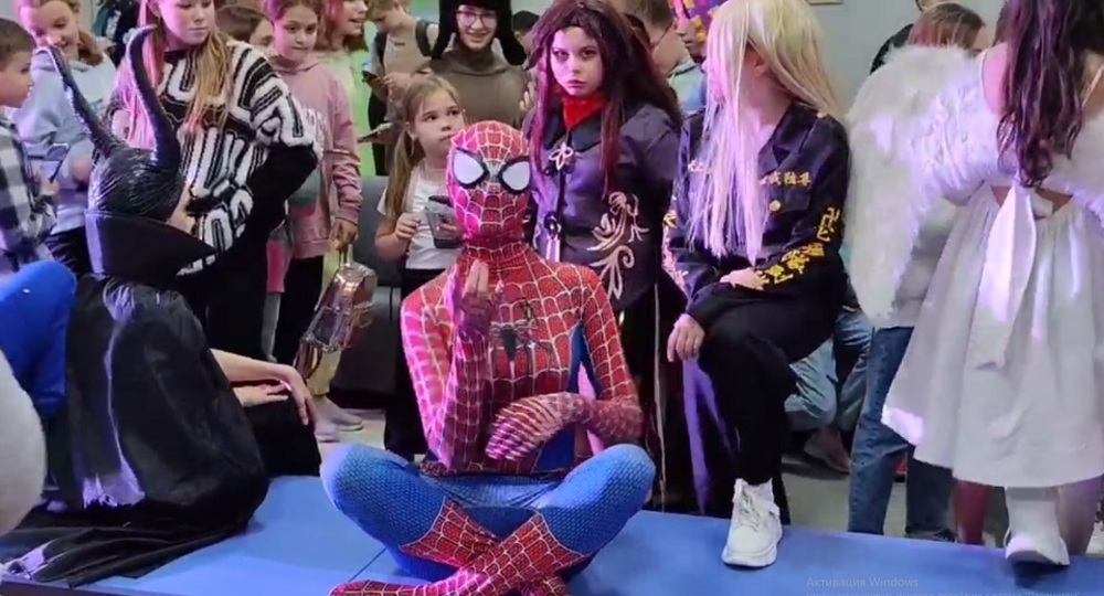 В московской школе № 2120 прошло костюмированное «Косплей-дефиле» В московской школе № 2120 прошло костюмированное «Косплей-дефиле»