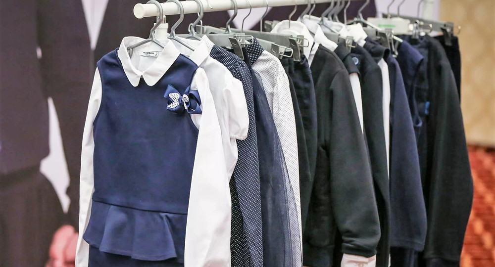 Минпросвещения учтет мнение родителей по вопросу школьной формы Минпросвещения учтет мнение родителей по вопросу школьной формы