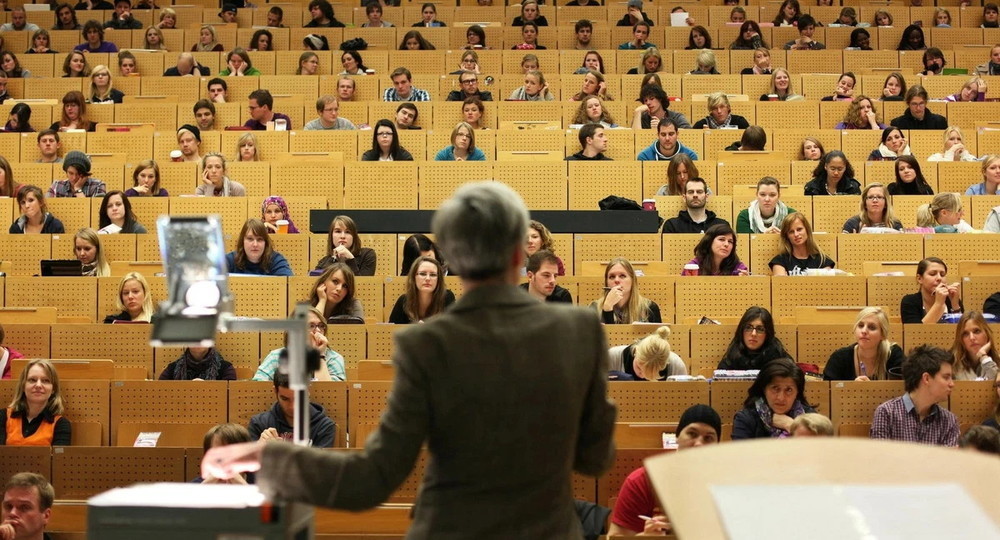 В ряде российских вузов активно взялись за омоложение преподавателей В ряде российских вузов активно взялись за омоложение преподавателей