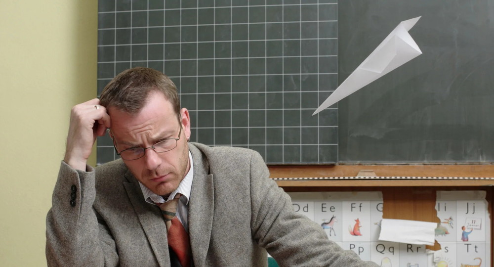 Почему учителя уходят из школы? Почему учителя уходят из школы?