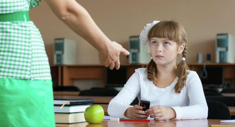 Съемка видео на уроках: запретить нельзя разрешить