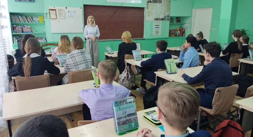 В Госдуме предложили новый способ оповещения школьников об опасности В Госдуме предложили новый способ оповещения школьников об опасности