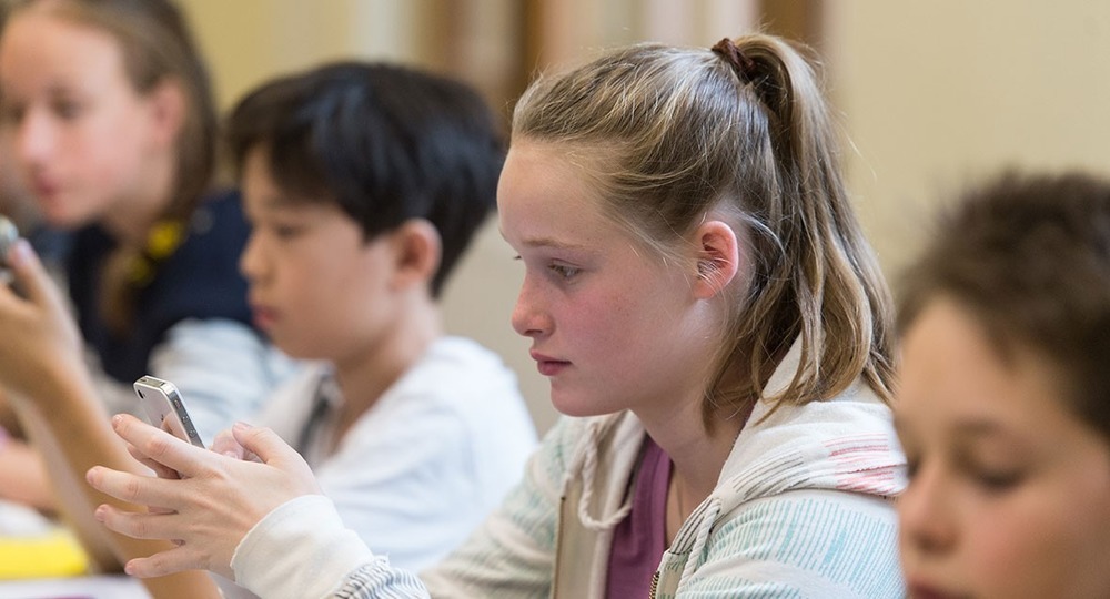 «Да, учитель – это и призвание, и состояние души, но изначально это профессия» «Да, учитель – это и призвание, и состояние души, но изначально это профессия»