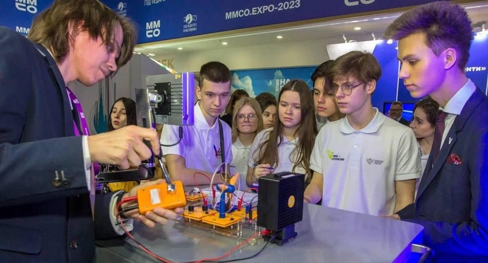 Национальный съезд производителей учебного оборудования: пленарная сессия Национальный съезд производителей учебного оборудования: пленарная сессия