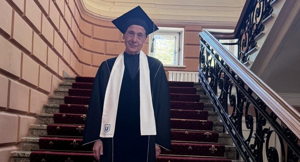 ​Vivat Academia! Vivant professores! 