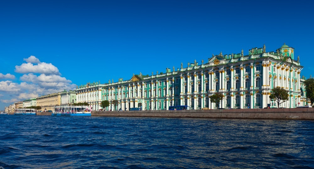 Эрмитаж ввел бесплатное посещение на восемь дней в году