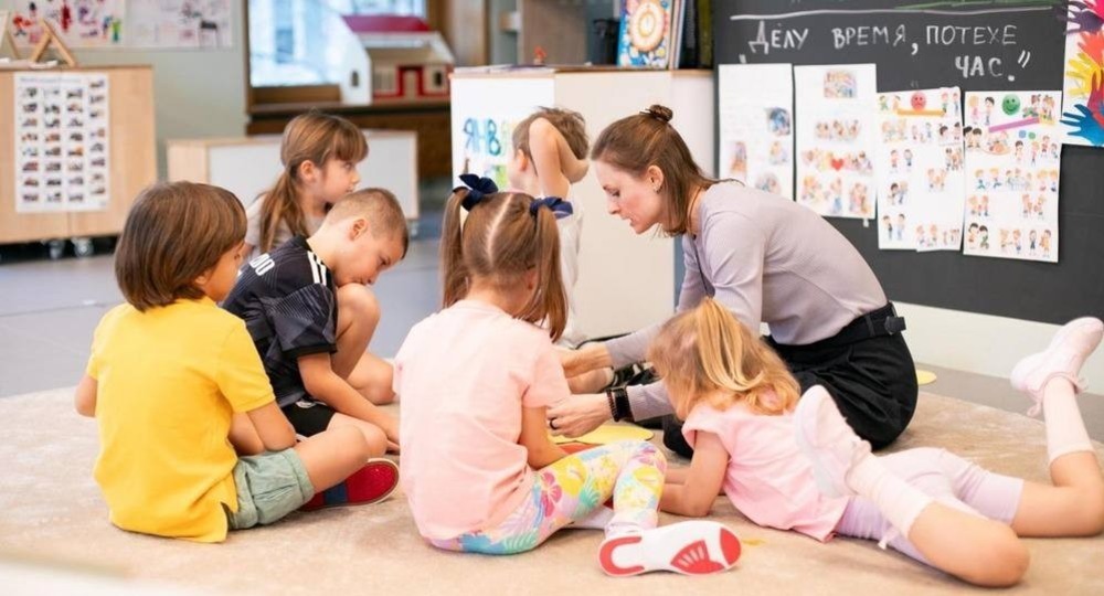 Почему для того, чтобы хорошо учиться в школе, ребенку важно много играть в детстве