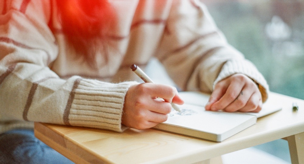 3 декабря около 679 тысяч школьников пишут итоговое сочинение 