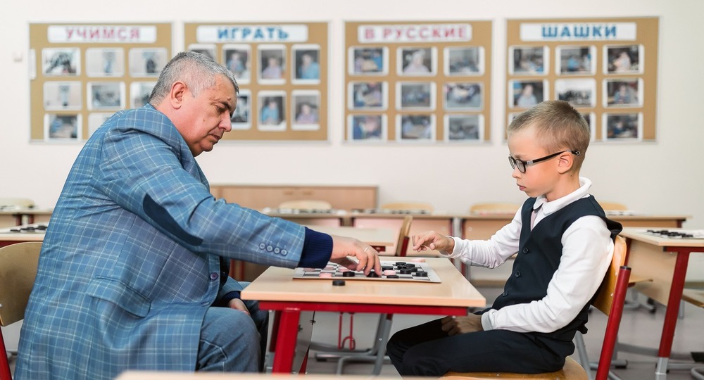 От робототехники и воркаута до аэройоги и основ ветеринарии: юные москвичи с удовольствием ходят на городские кружки и секции От робототехники и воркаута до аэройоги и основ ветеринарии: юные москвичи с удовольствием ходят на городские кружки и секции