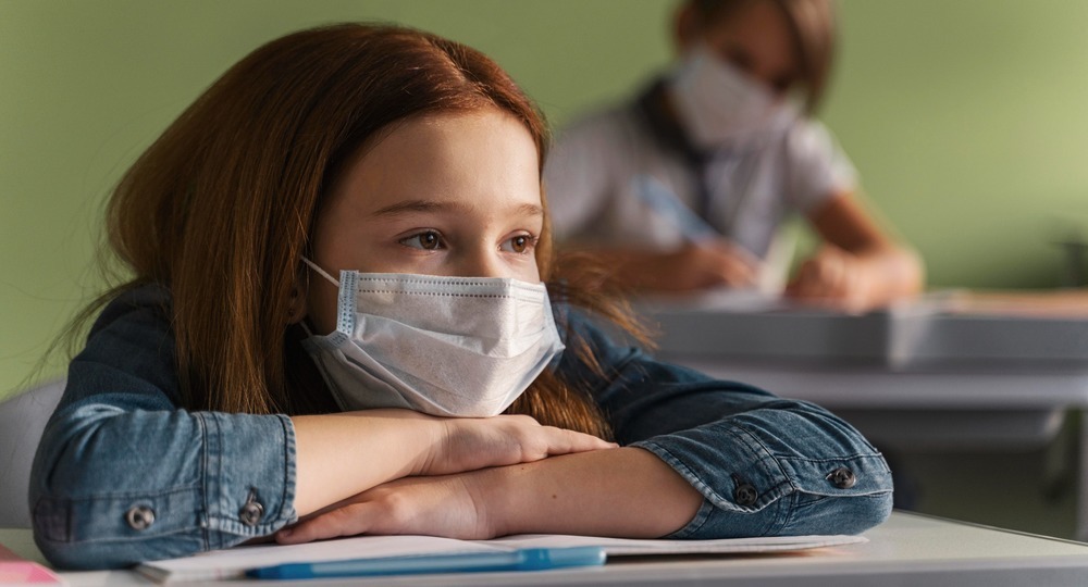 Школы уходят на карантин: Россию накрыла новая волна ОРВИ