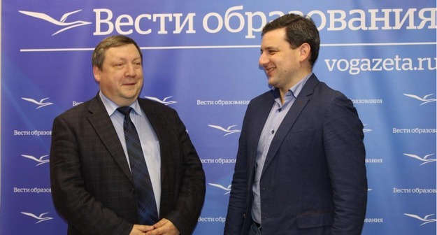 О маленьких школах и больших зарплатах Middle size 1512108542