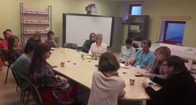 Директор школы Тубельского решил строить новый спорткомплекс: родители – против Middle size 1516194071