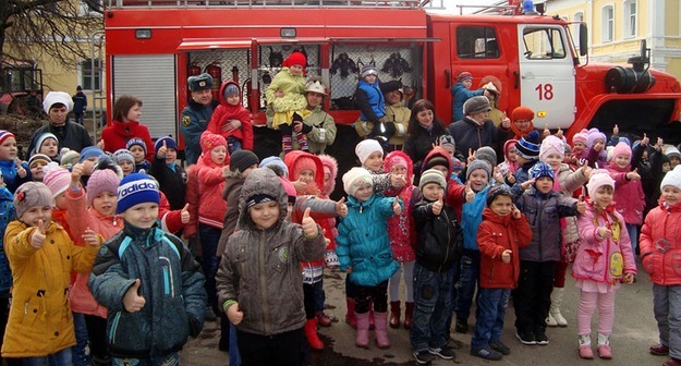 Пока живые Middle size 1522236866