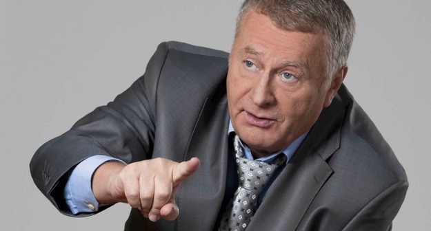 Владимир Жириновский о подарках учителям: Все запретить, начиная с цветочка, шоколадки и блокнотика! Middle size 1544513642